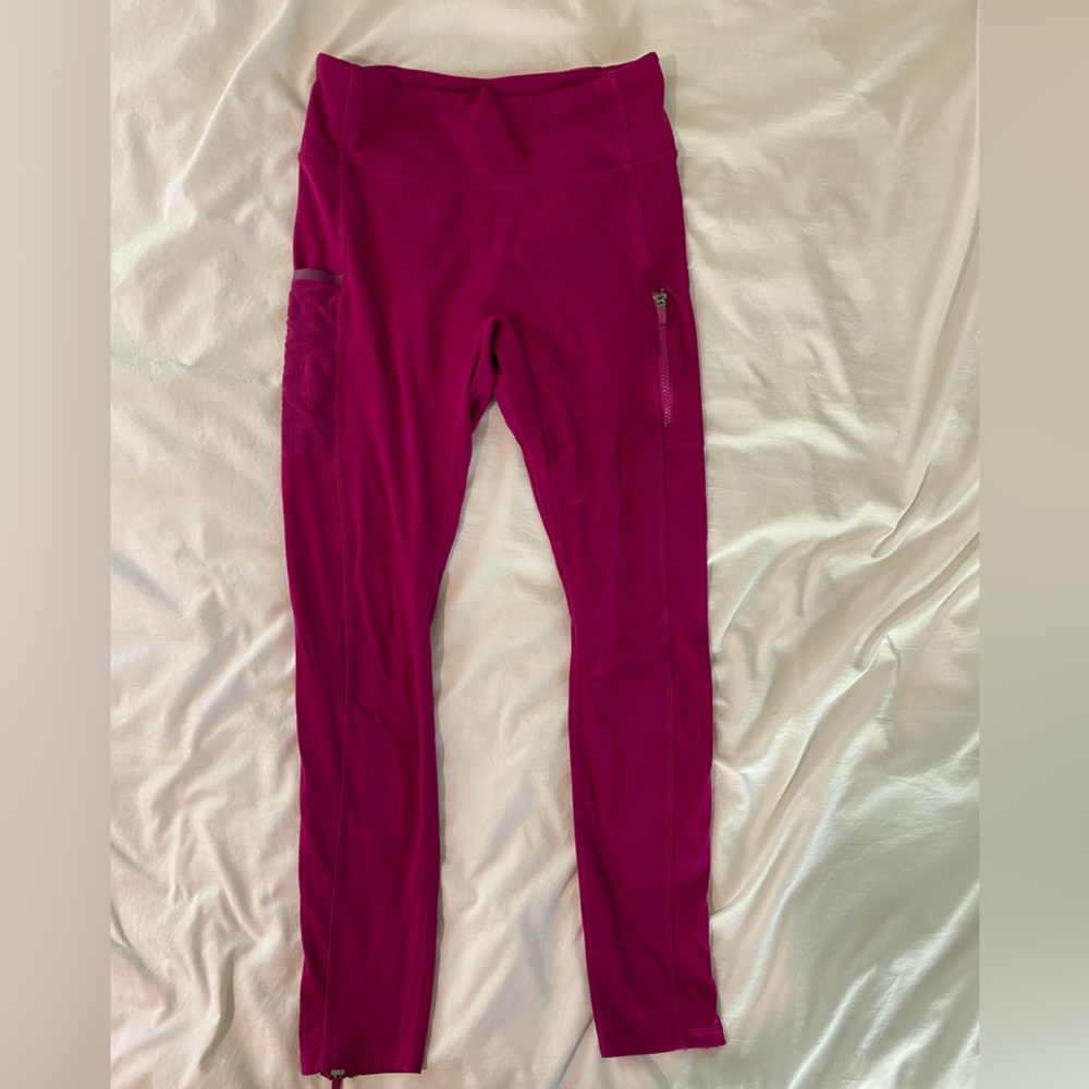 Fabletic’s Motion365 Magenta Leggings
